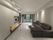 精装30来万 边套三采 单价9000多 北岸动车站