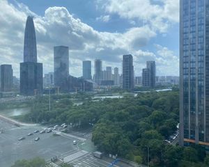 地铁站上写字楼 独立半层实用面积400平