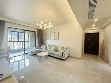 三盛中央公园 业主自装 家具齐全 拎包入住 电梯中层 急售