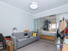 精装修一房一厅 诚意出售 看房预约 性价比高 总价低