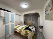 新上好房,看房方便,价格好谈,位置安静不临街,视野好