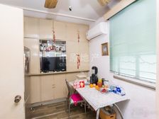 灵新小区(1013弄 2室1厅1卫 简单装修 216万元