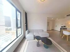 紧邻新天地 精装修三房 带车位 高区视野 全天采光 看房方便