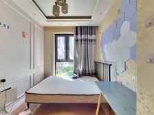 金地次新联排别墅 业主出国急售 价格看中好沟通