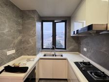 建发天行泱著 开发商精装未入住 横厅四房 直通地下室