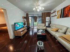 二期平层,电梯中高区,南北通户型,带产权车位。