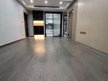 好楼层 位置好 满五 中央空调 地暖都有 保养好拎包入住