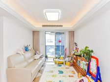 西乡笋盘 首付10万 业主送家私电 拎包入住 繁华商圈 急售