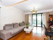 三期,3+1户型,虽然楼层低,但是正好看绿化