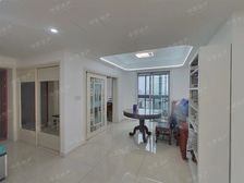 房龄新,景观房,北看苏州河,南看小区景观,视野开阔