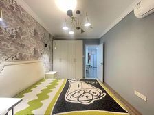 电梯已成,中间楼层3房!三轨交汇,送全新装修,送1个固定车位