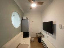 带车位,南北1房,全新精装,优于市场价50 ,三轨交汇!