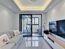 9号公馆非常正气,楼层好、采光佳,让您居住非常舒适!