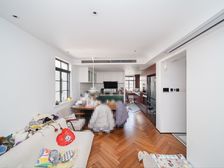 徐家汇南丹小区 88平南西北向 豪华装修两居室