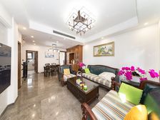 新装修好不到三年 保养好可拎包入住 已买急售 看房随时