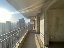 银泰城旁 东风路 海澜湾 毛坯现房 三室 落地通阳台 好楼层