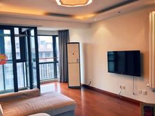 2011年的小区 南北通两房 空关有钥匙 看房随时