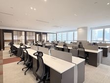 免租期8个月,也可定装,IM长宁国际,近徐家汇,100平起租