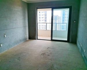 滨江悦府K1区 满二 刚需小三居 商品住宅 电梯房 近地铁