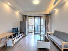 日月光伯爵天地非常正气,楼层好、采光佳,让您居住非常舒适!