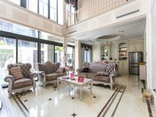 皇后道联排,诚心出售,使用率高