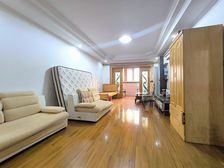 正规商品房 南北通透 近医院 刚需两居 中间好楼层 超低密度