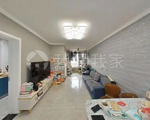 精装四室 南北通透 首付三成可贷款 随时看房