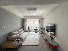 徐泾北城欣沁苑 近地铁南北通两房 中等楼层 诚意出手