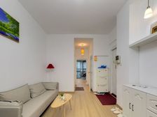 内环内人车分流小区,出门即是地铁+商场,中区无遮挡