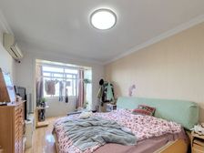 满五南北通边套全明户型 中区不遮挡 新装修拎包入住