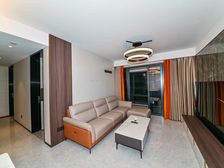 诚意出售 动静分区 两间朝南一间朝北 通透敞亮 价格美丽