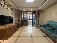 文华苑五期 3室2厅1卫 精装修 439万元