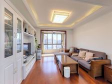 恒盛湖畔豪庭(88弄 2室2厅1卫 精装修 340万元