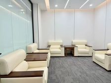 金融城嘉煜金融科创中心433平精装带家具8个隔间14个工位