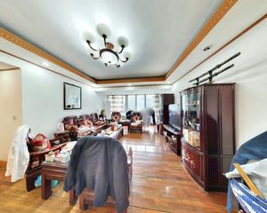 上河新城3室2厅东北