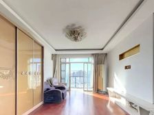 7号线,电梯复试,买壹层送壹层,可作独立两套房,代办0.5点