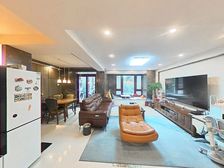 2015年浦发高品+2复1+开发商精装+有产权车位+看房方便