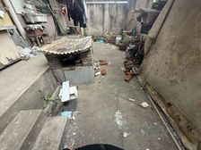 新出!地铁口,红旗小区三房,一楼带大院子,价格可谈,位置好,