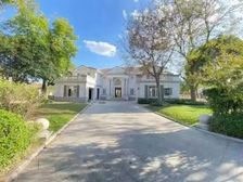 大豪山林5期 A户型纯地上761平 花园1500平 毛坯