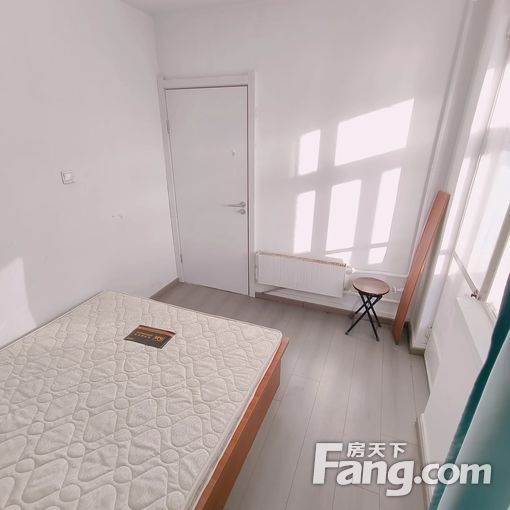  �������ڽֻ�ˮ̶�����Ÿ���������ʿ·������ţ�ֹ㰲�ŵ��ݾ�װ 