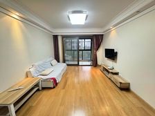 SSS全明户型,出门虎城,大华核心区域,电梯高区,视野采光好