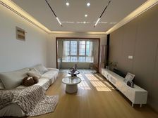 悦丰新苑 刚需两居 临地铁 精装可拎包入住 双卫格局 电梯房