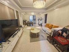 精装修 南北通透 电梯房 满五 诚心出售 价格可议