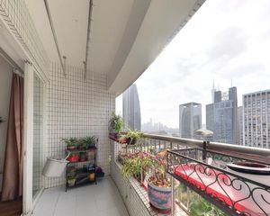珠江新城西区 星辰财富港 143方 四房 中楼层南向 保养好