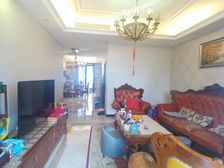 宝龙地铁旁 经典温馨 尊贵优雅 繁华中的静谧 奢华与舒适并存