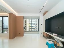 曹杨稀缺顶楼复试 可拎包入住 性价比高 带露台 产权车位