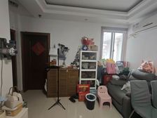 育秀三居小区 精装可拎包入住 近医院 商圈成熟 产权清晰