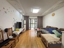 绿地南桥新苑 2室2厅1卫 精装修 206万元