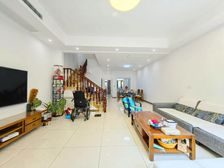 北大资源时光(别墅) 带电梯 近地铁 交通便利 中间好楼层