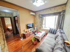 总价55万。买南坪商圈中心纯住宅小两房,临近工贸轻轨站.